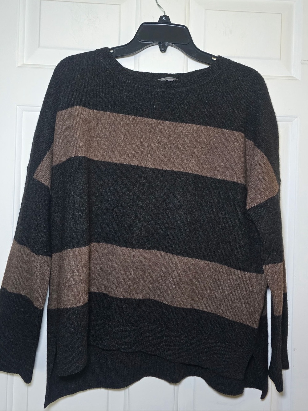 Vince Black & Brown Striped Oversized Sweater MEDIUM Wool & Yak Blend Preppy